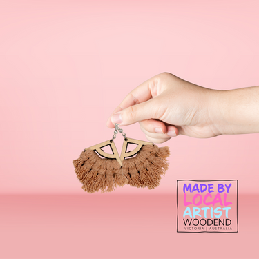 Macramé Earrings - Triangle curve - Unicorn Fart Productions